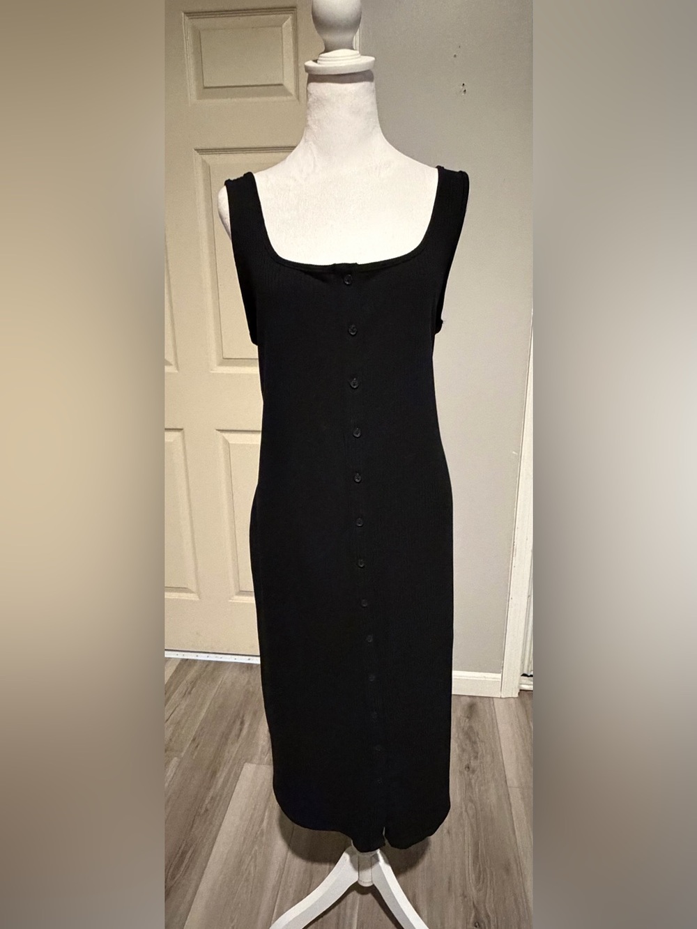 a new day Black Ribbed Button-Front Midi Dress
